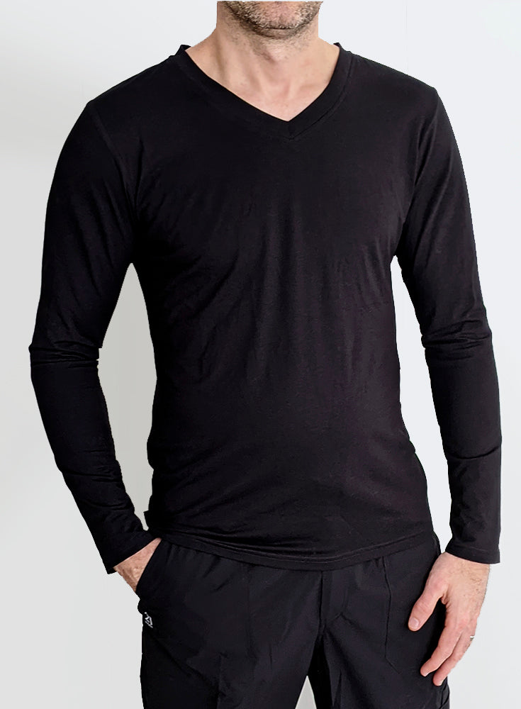 Men's black v-neck bamboo underscrubs