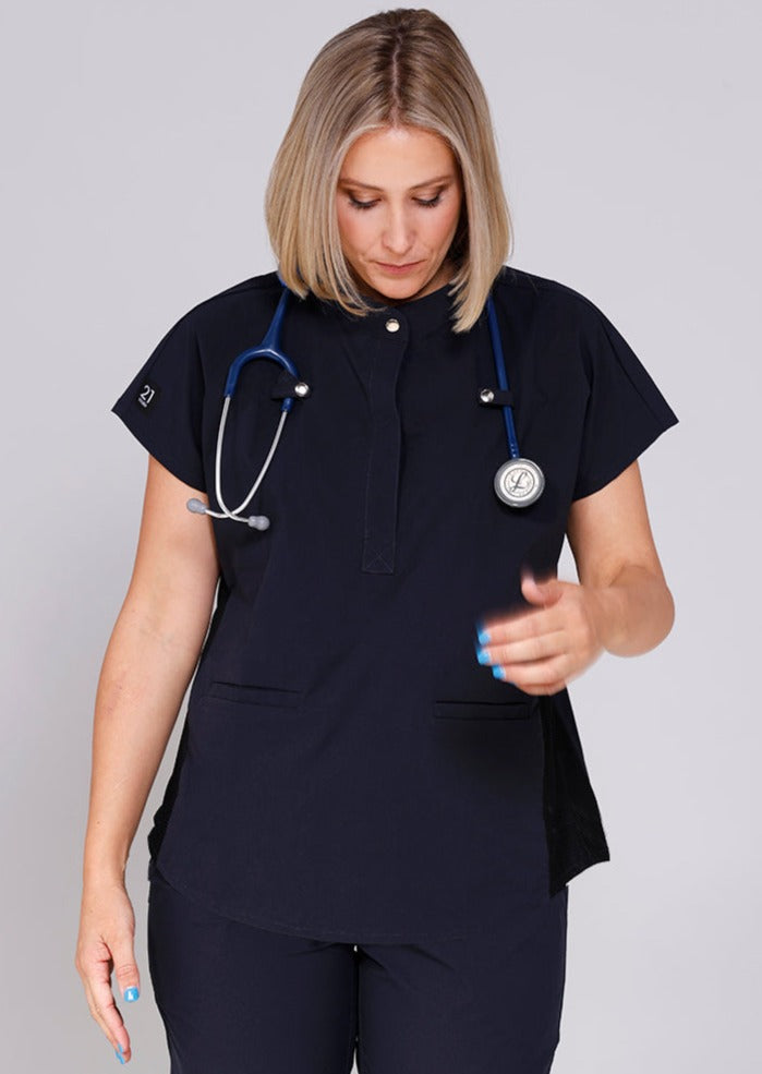 Scrub top store with collar